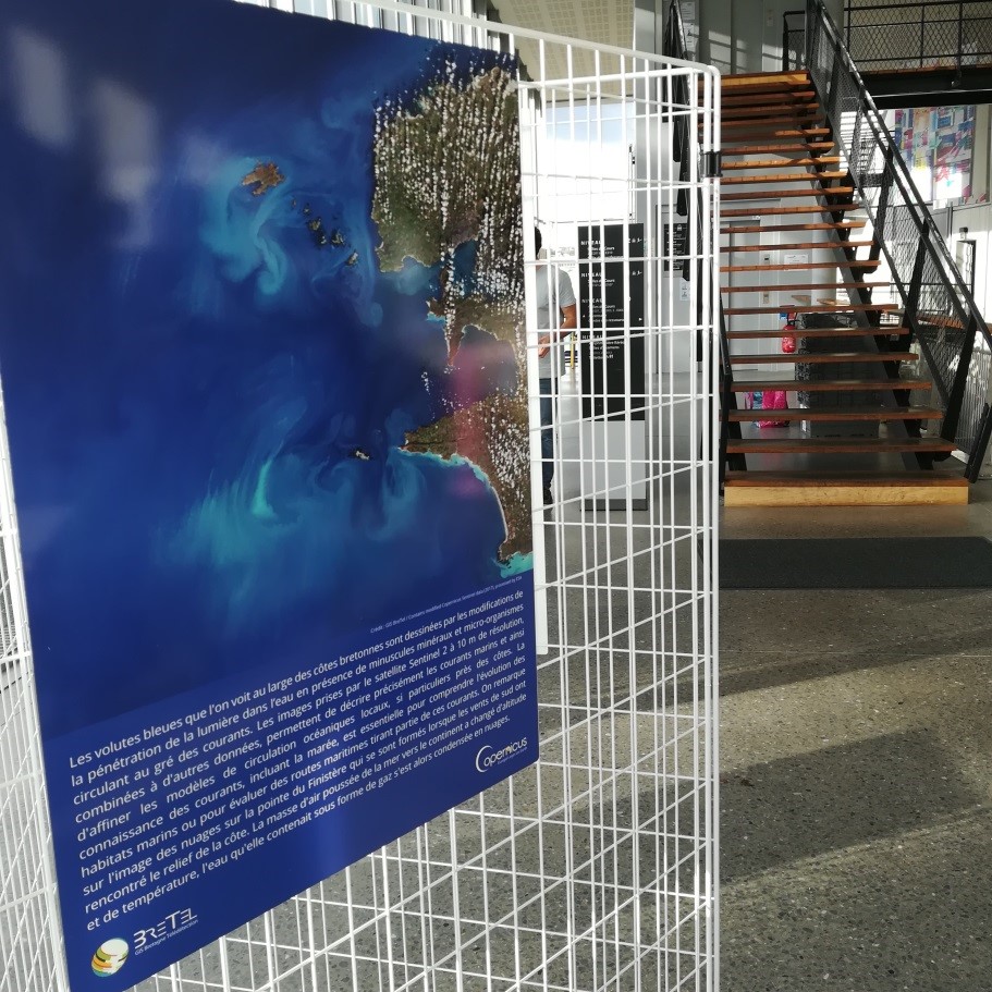 Earth observation exhibition during Ocean Hackathon® October 2020. (Photo: Marie Jagaille)